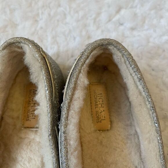 Michael Kors Sutton glitter champagne dyed pieced shearling Moccasins si… - Picture 9 of 12